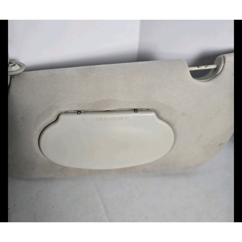 2007 Pt Cruiser Beige Drivers  Side Sun Visor With Mirror Oem